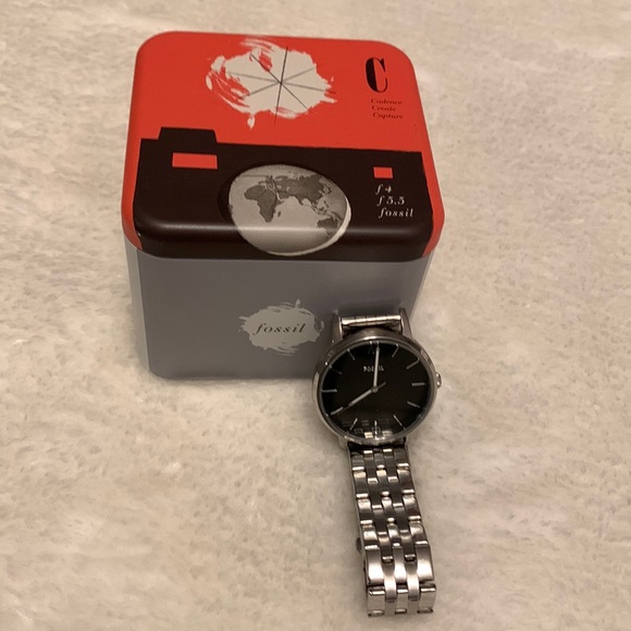 NEW FOSSIL WATCH - Picture 2 of 7